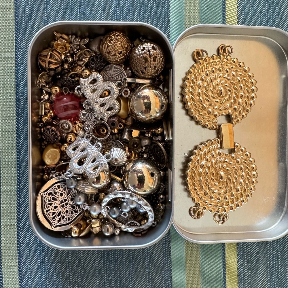 Metal Findings Lot - Picture 5 of 5